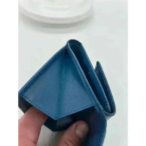 Louis Vuitton Unisex Blue Elise Wallet with Credit Card Holder’s - Picture 7 of 14